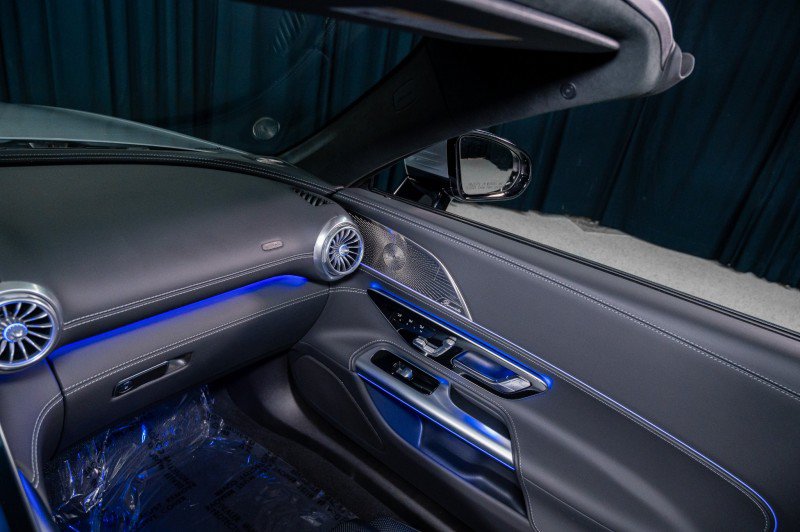 New 2026 Mercedes-Benz SL 63 AMG S e Performance 4MATIC image 30