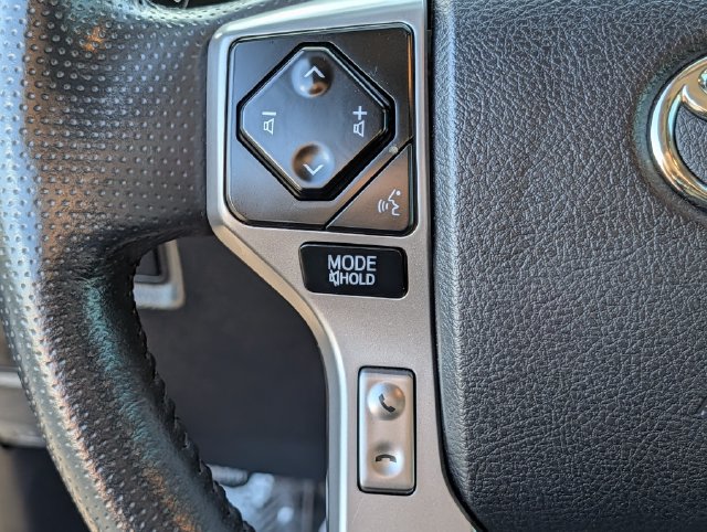 Used 2023 Toyota 4Runner Limited AWD/4WD image 22