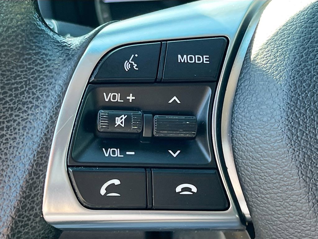 Used 2018 Hyundai Sonata SE w/ Cargo Package image 18