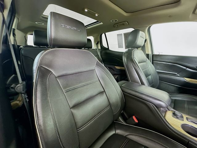Certified 2019 GMC Acadia Denali w/ Technology Package image 31
