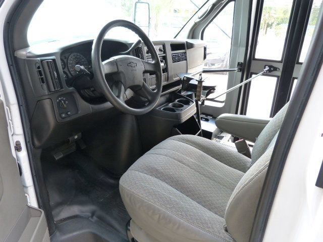 Used 2007 Chevrolet Express 3500 w/ School Bus Package RWD image 35