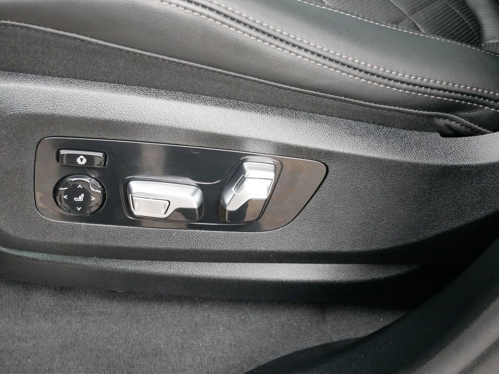 Used 2026 BMW X5 xDrive40i image 17