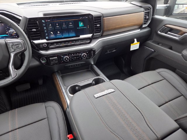 New 2026 Chevrolet Silverado 2500 High Country w/ High Country Premium Package AWD/4WD image 35