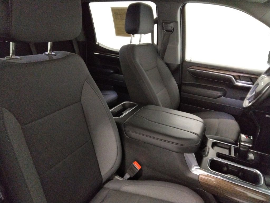 Used 2024 Chevrolet Silverado 1500 RST w/ Convenience Package II image 41