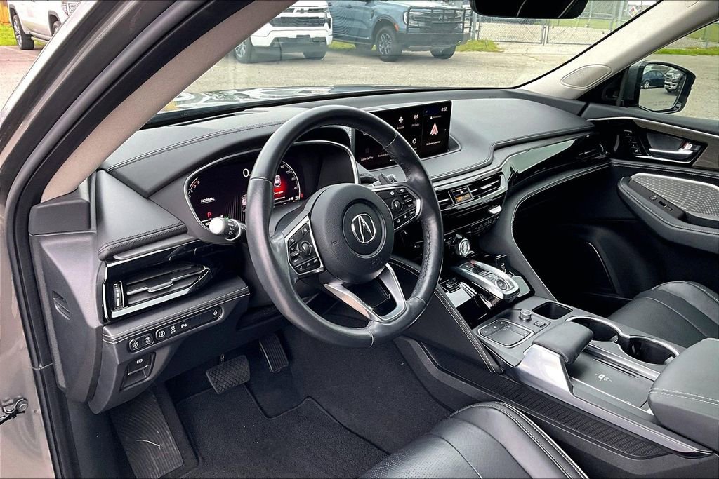 Used 2024 Acura MDX SH-AWD w/ Advance Package image 16