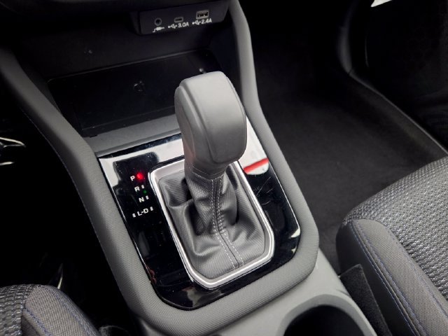 Used 2025 Subaru Forester Premium AWD/4WD image 35