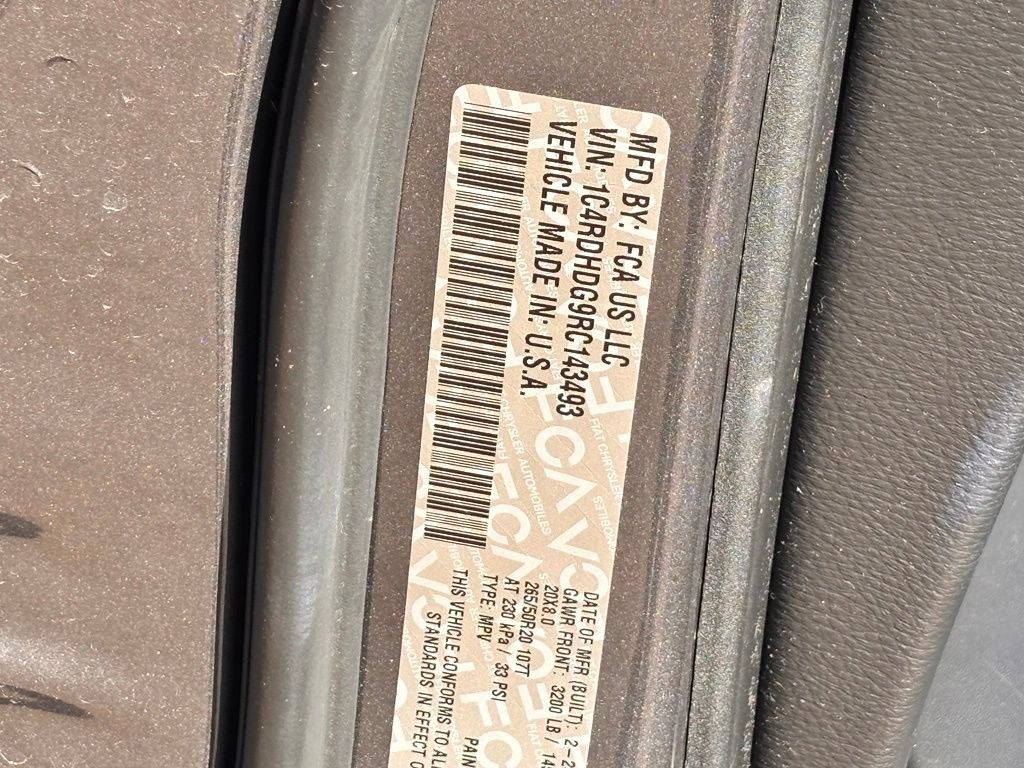 Used 2024 Dodge Durango GT RWD image 32