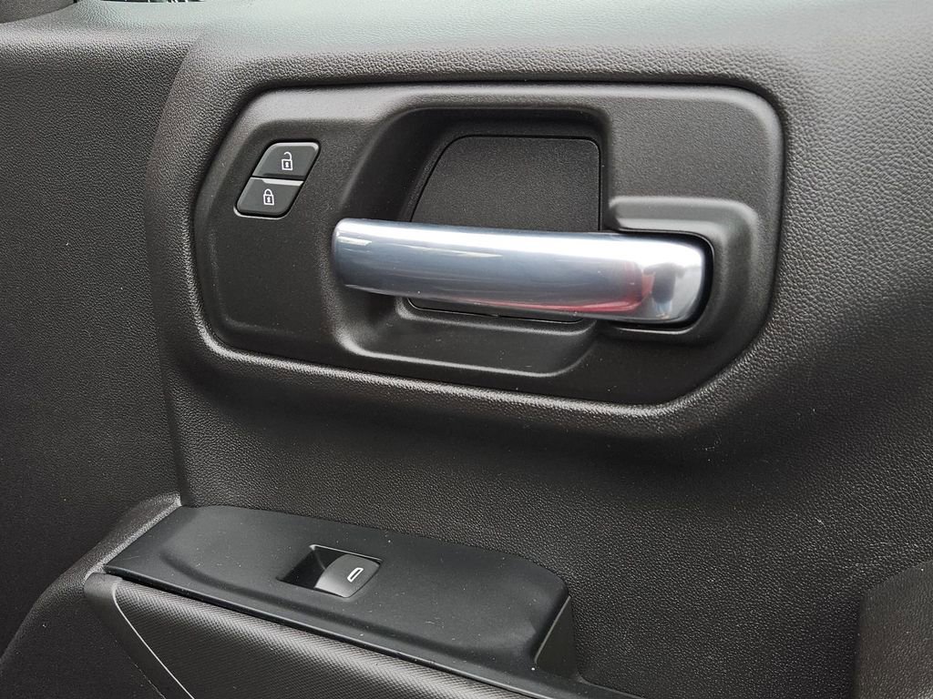 Used 2022 Chevrolet Silverado 1500 Custom image 28