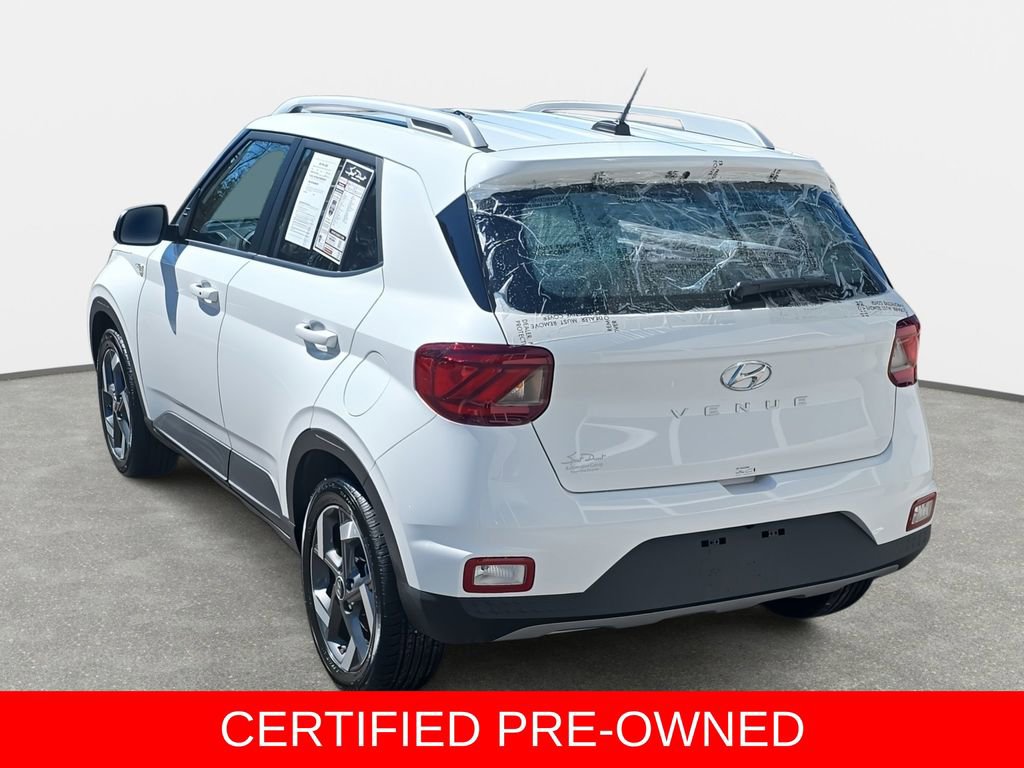 Certified 2026 Hyundai Venue SEL FWD image 7