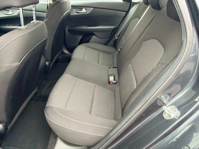Used 2019 Kia Forte LXS FWD image 14