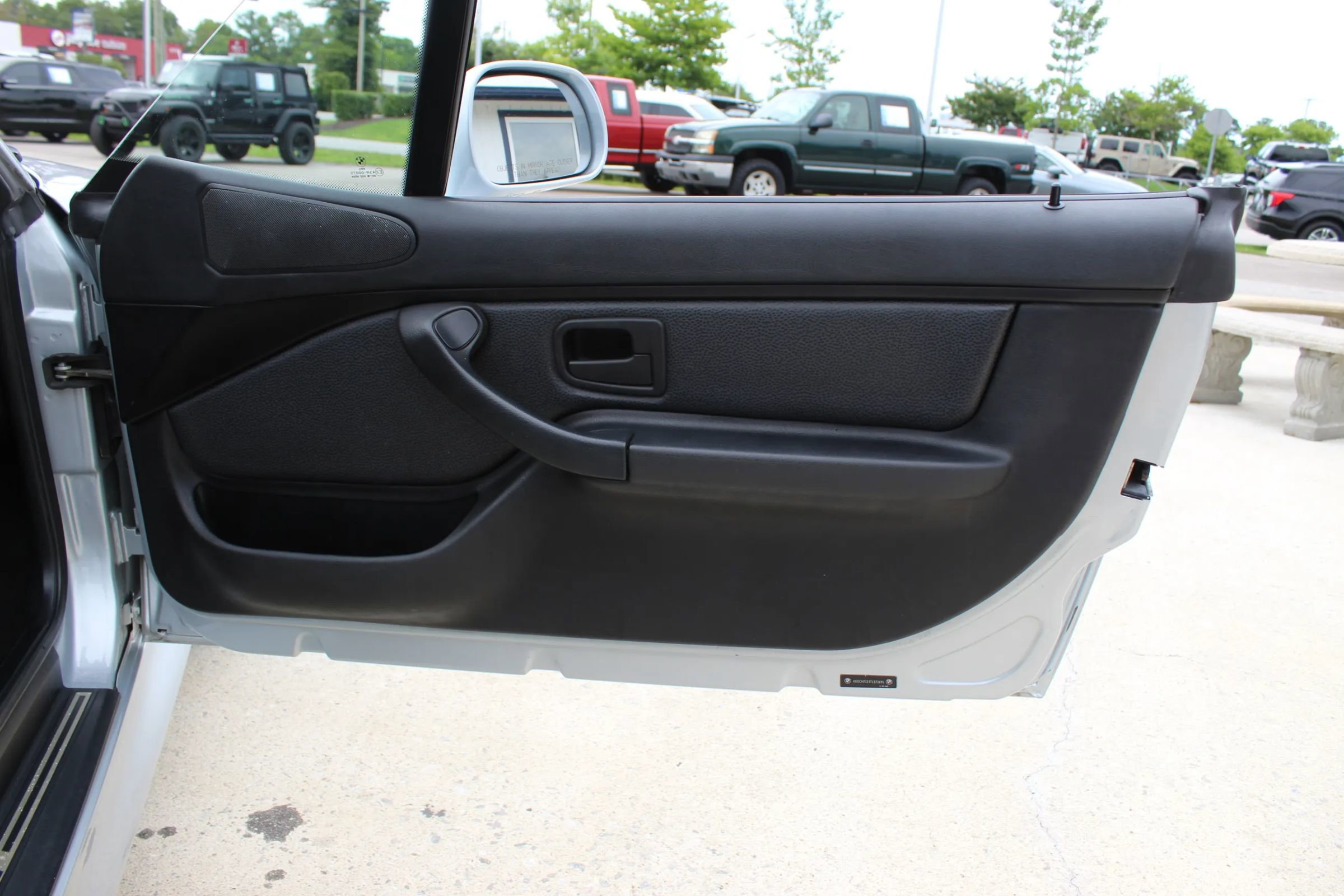 Used 1996 BMW Z3 1.9 RWD image 19