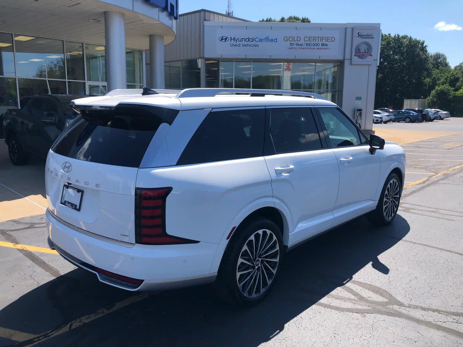 New 2026 Hyundai Palisade Calligraphy AWD/4WD image 4