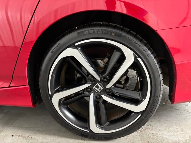 Used 2018 Honda Accord Sport image 8