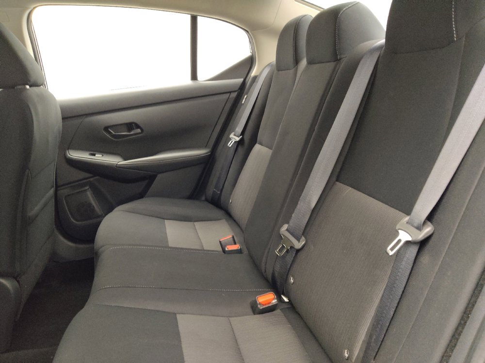 Used 2025 Nissan Sentra SV FWD image 18