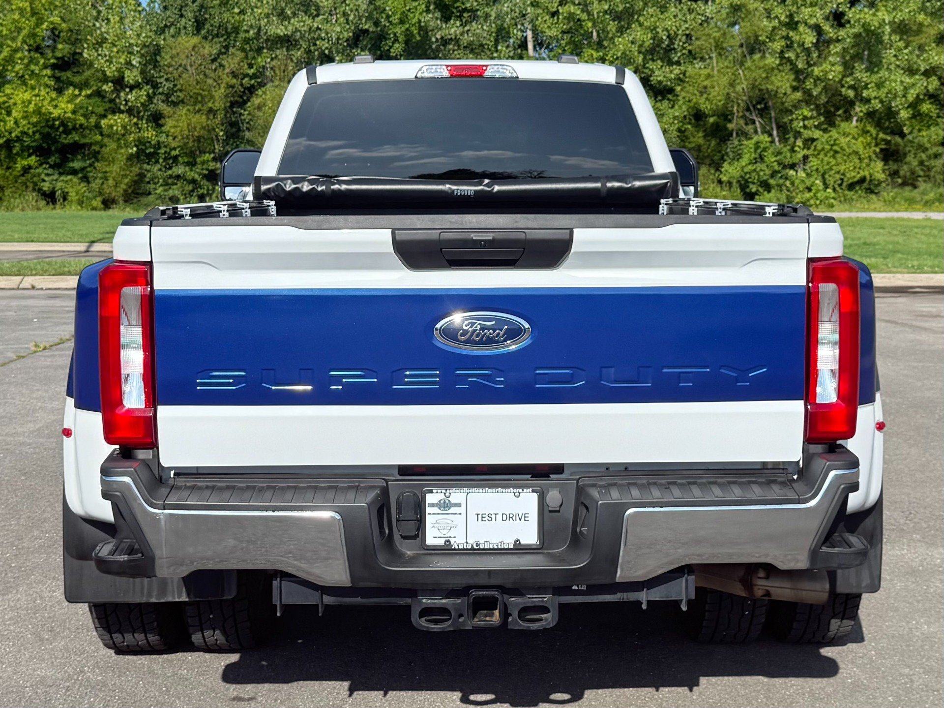 Used 2024 Ford F350 XLT w/ FX4 Off-Road Package AWD/4WD image 6