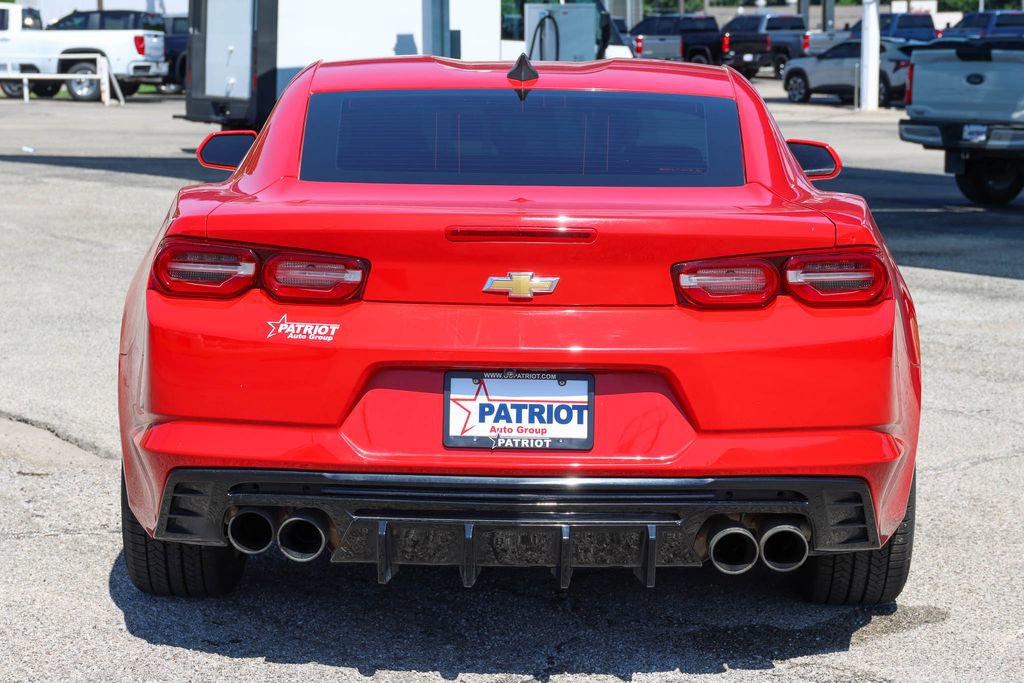 Used 2019 Chevrolet Camaro LT RWD image 23