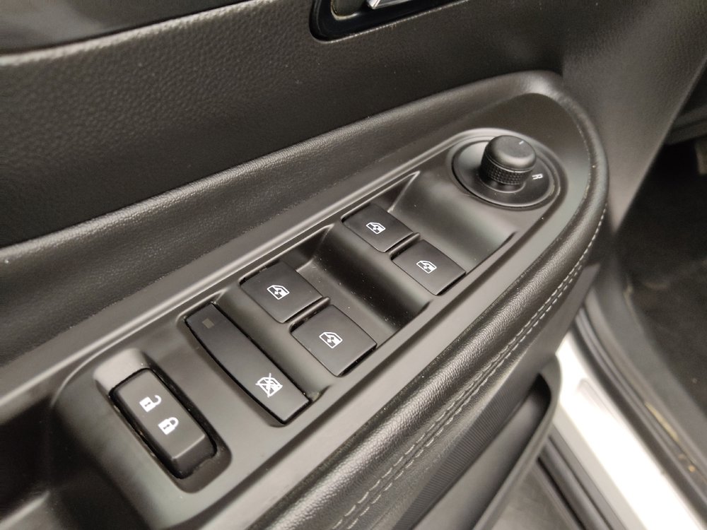 Used 2020 Buick Encore Preferred image 27