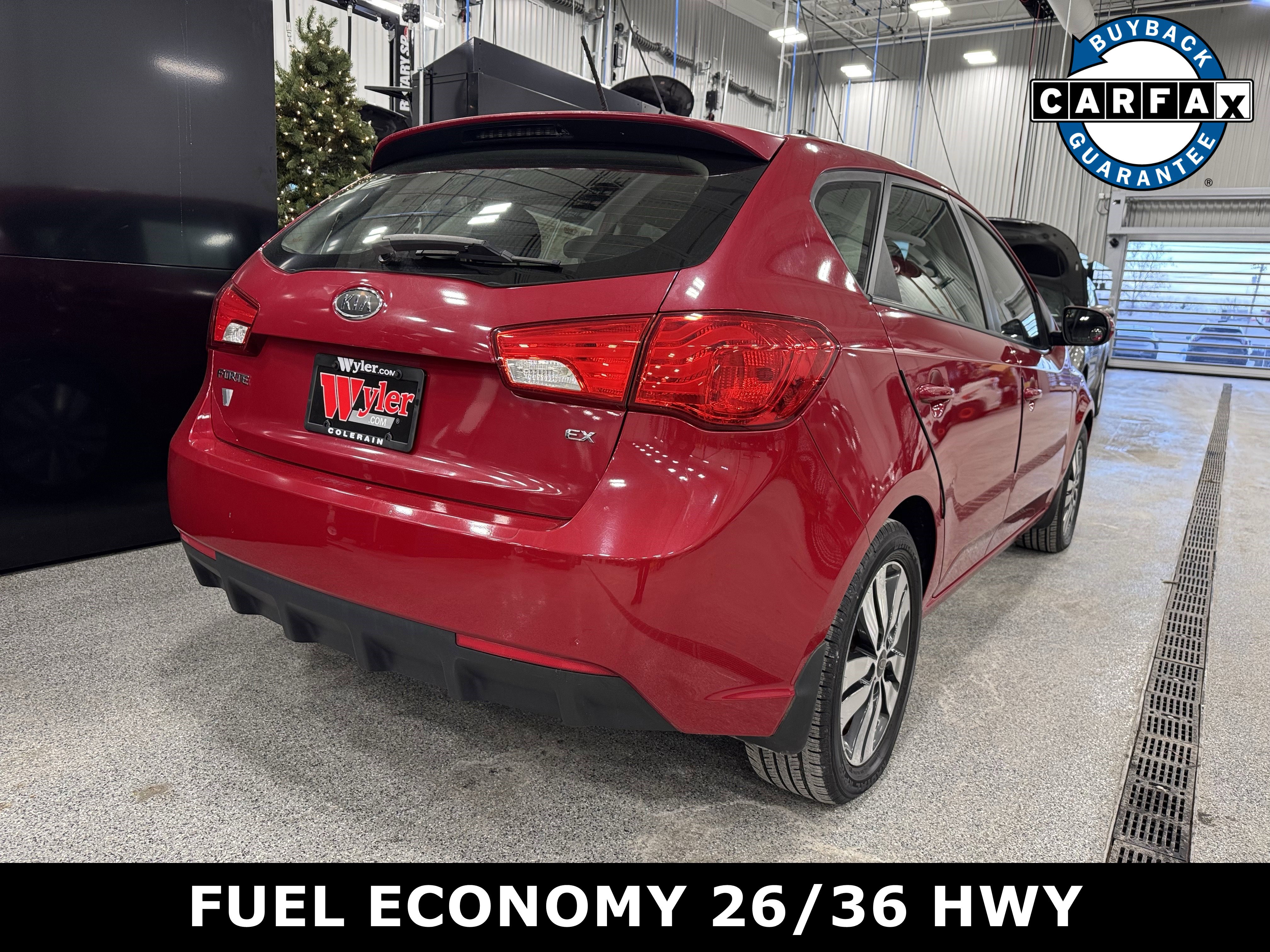 Used 2013 Kia Forte EX image 3