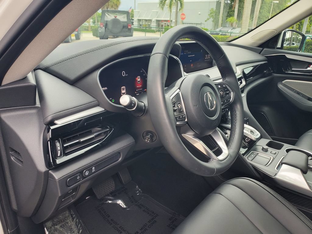 Used 2024 Acura MDX FWD image 16