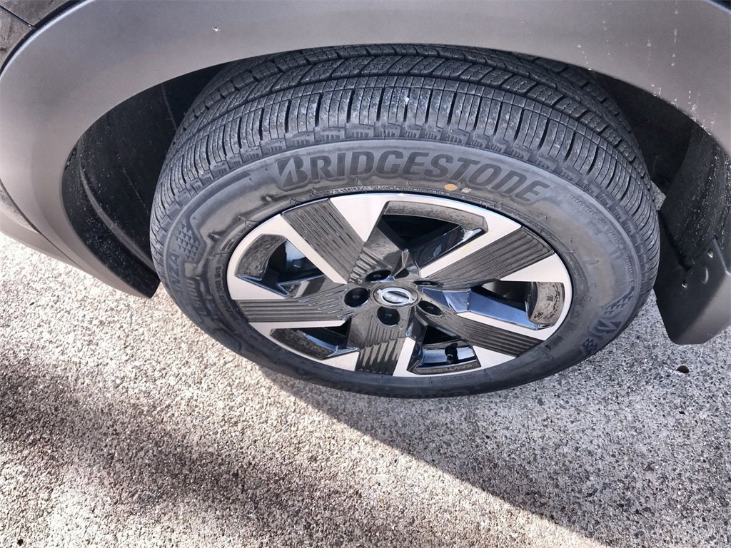 New 2026 Nissan Kicks SV image 10