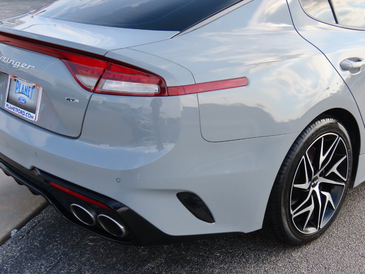 Used 2023 Kia Stinger GT-Line w/ Sun & Sound Package image 12