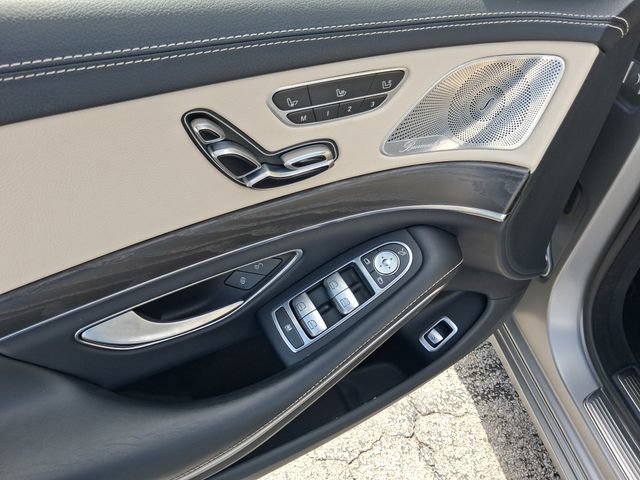Used 2018 Mercedes-Benz S 560 Sedan image 15