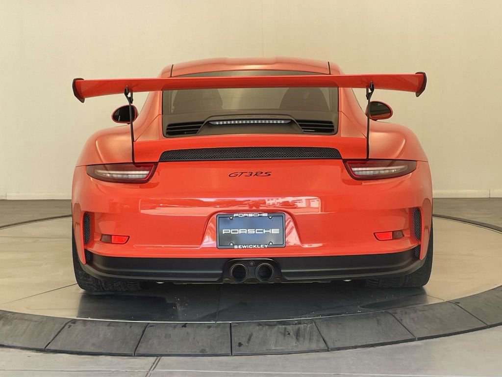 Used 2016 Porsche 911 GT3 RS RWD image 6