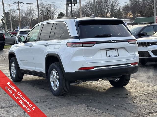 New 2025 Jeep Grand Cherokee Laredo image 9