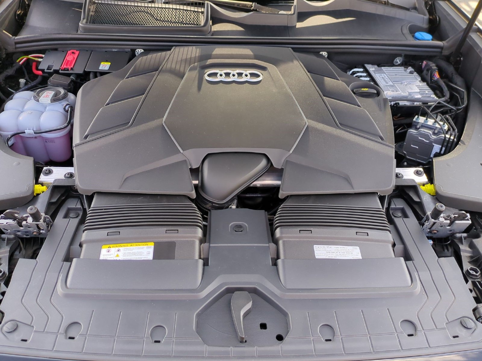 New 2027 Audi Q8 Premium Plus AWD/4WD image 12