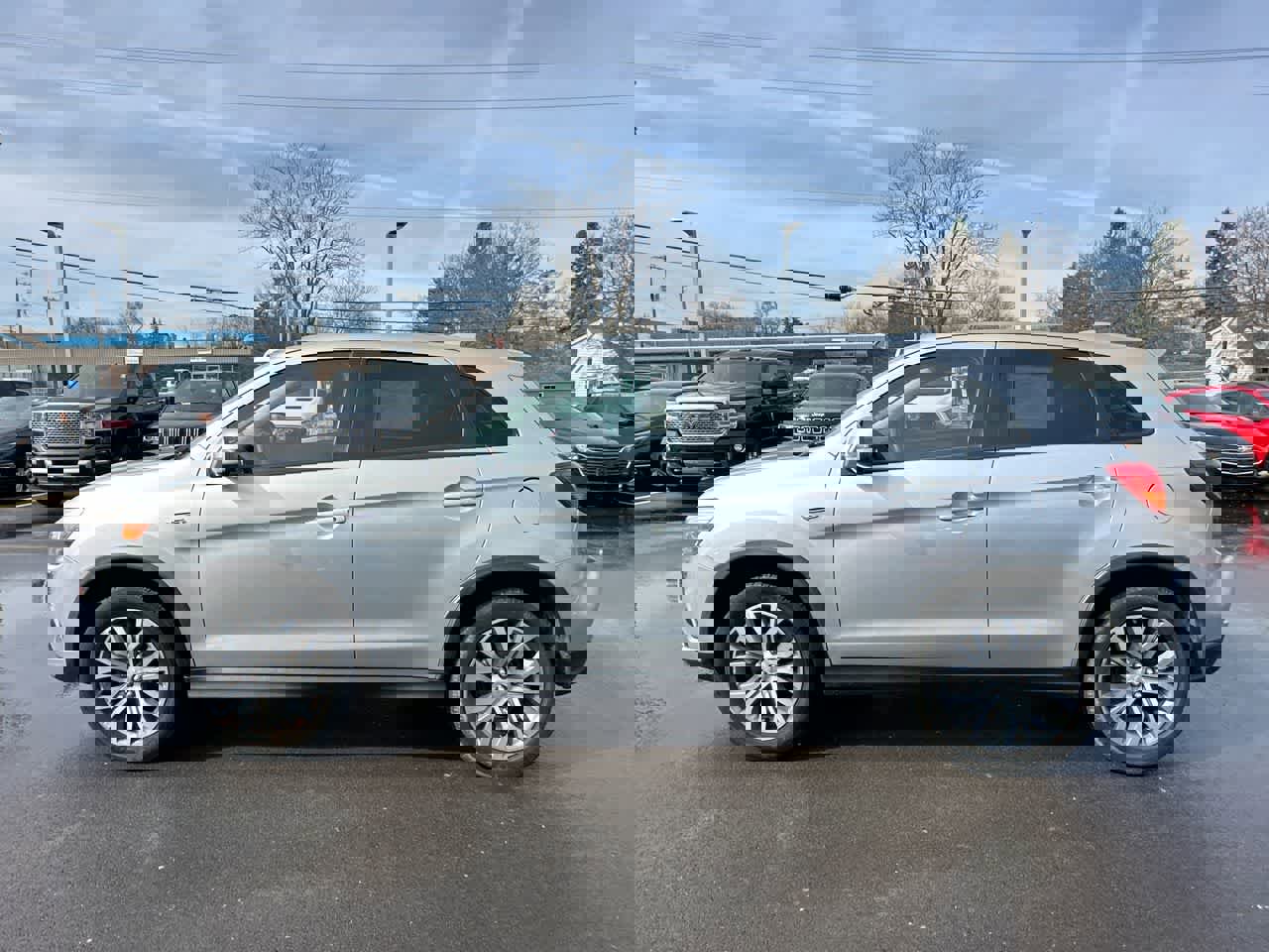 Used 2018 Mitsubishi Outlander Sport ES image 10