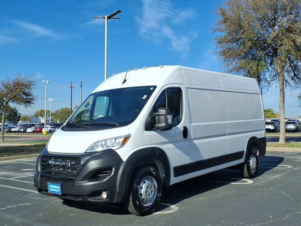 Used 2024 RAM ProMaster 2500 w/ Convenience Group FWD image 12