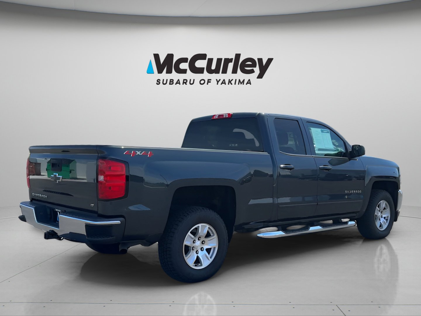 Used 2018 Chevrolet Silverado 1500 LT w/ All Star Edition AWD/4WD image 6