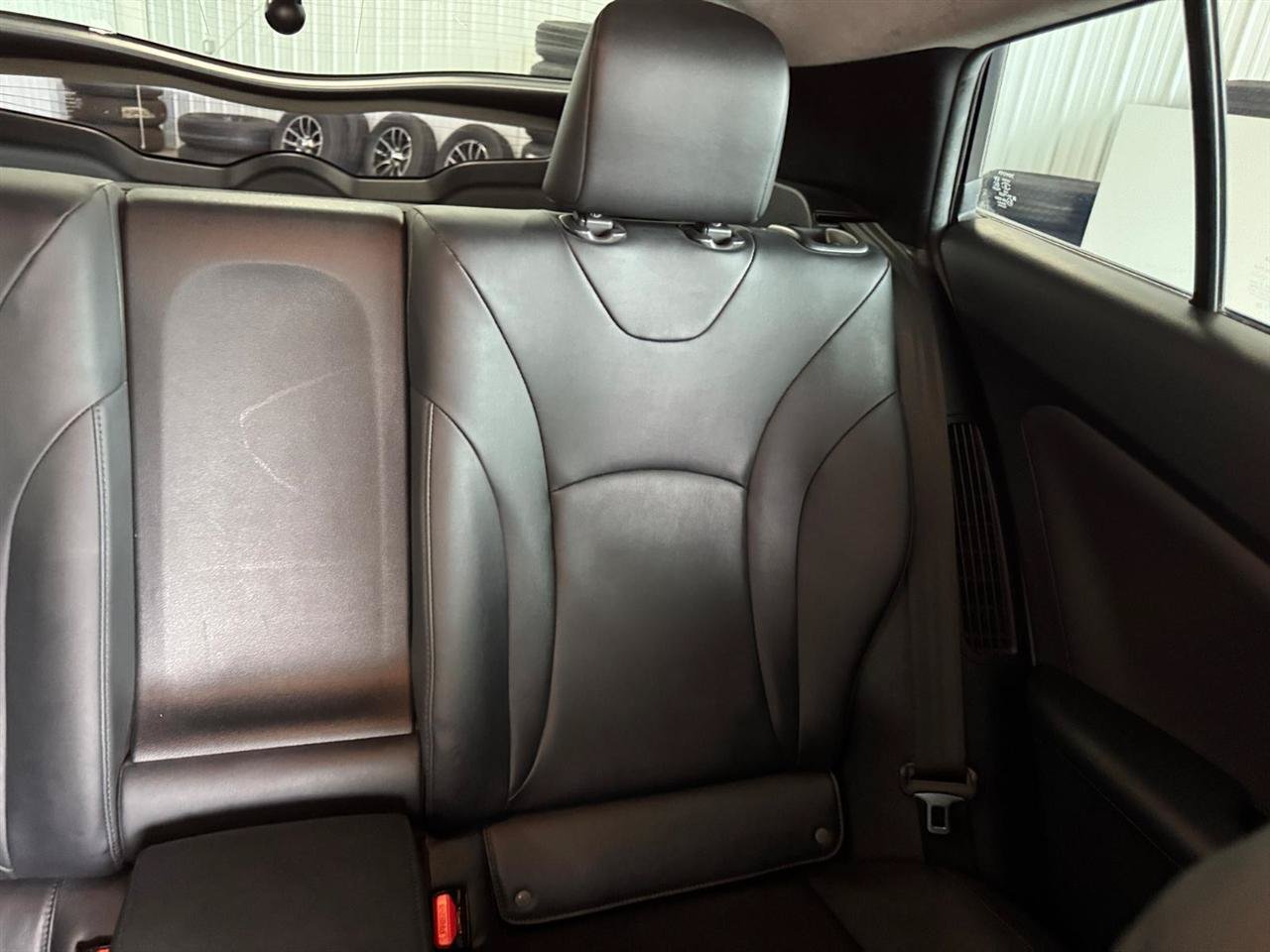 Used 2018 Toyota Prius Prime Advanced FWD image 11