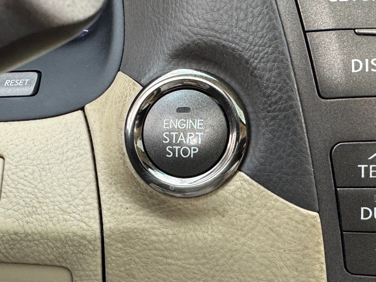 Used 2012 Lexus LS 460 w/ Comfort Pkg image 23