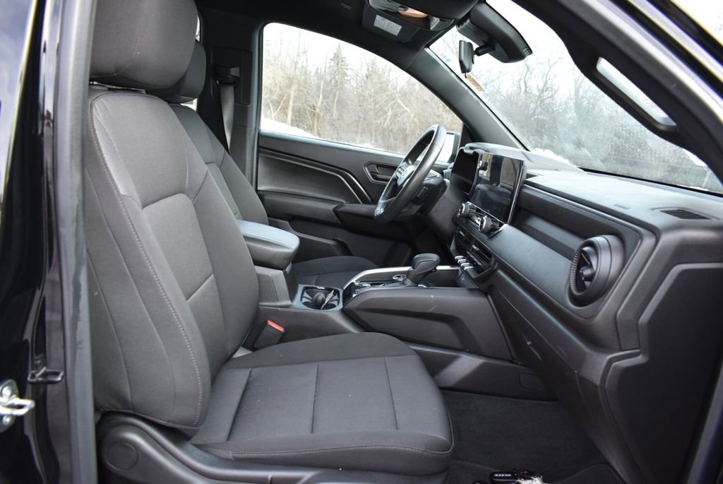 Used 2023 Chevrolet Colorado Trail Boss w/ Advanced Trailering Package image 27