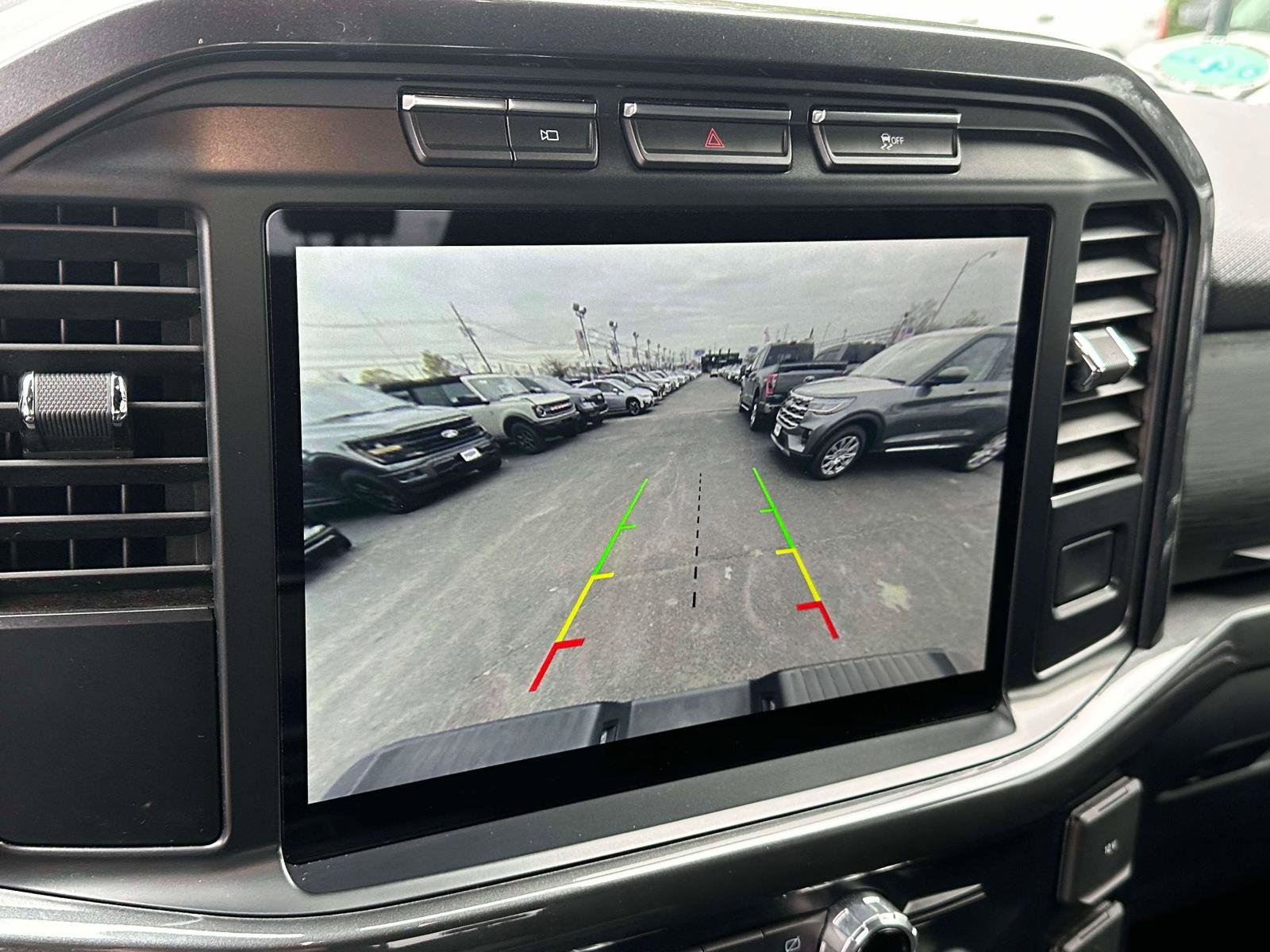 Certified 2022 Ford F150 XLT w/ Equipment Group 302A High image 26