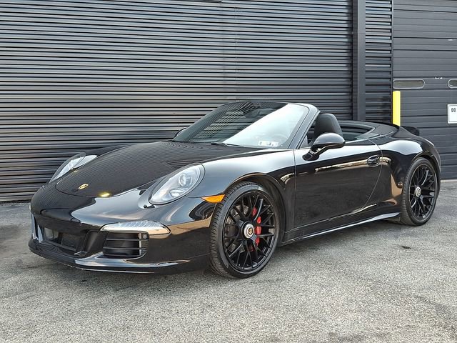 Used 2015 Porsche 911 Carrera 4 GTS image 1