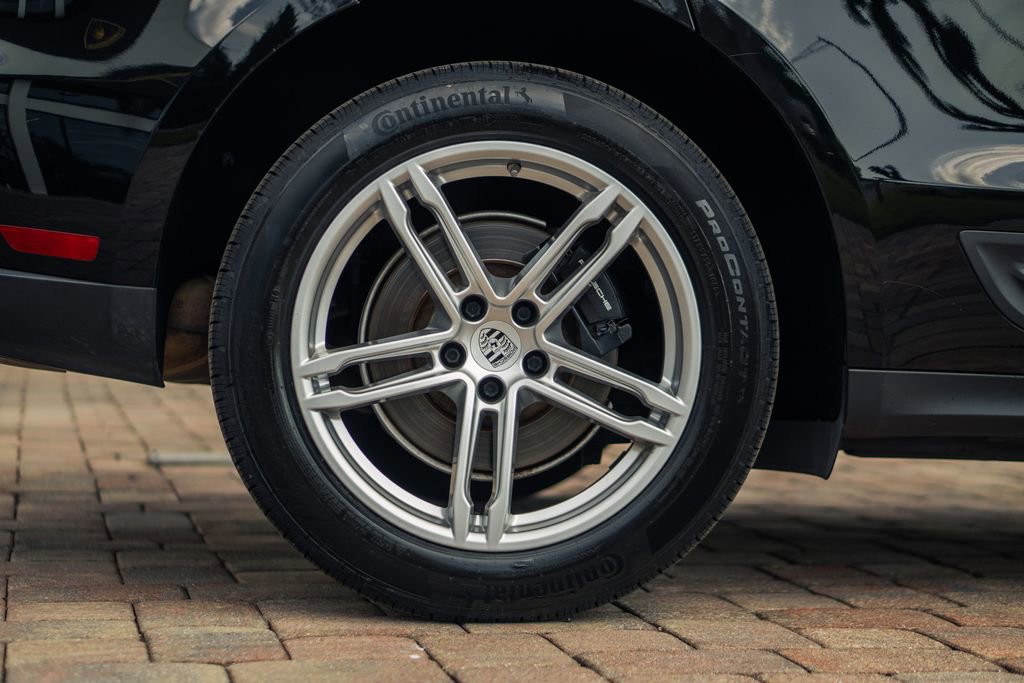 Used 2022 Porsche Macan image 13