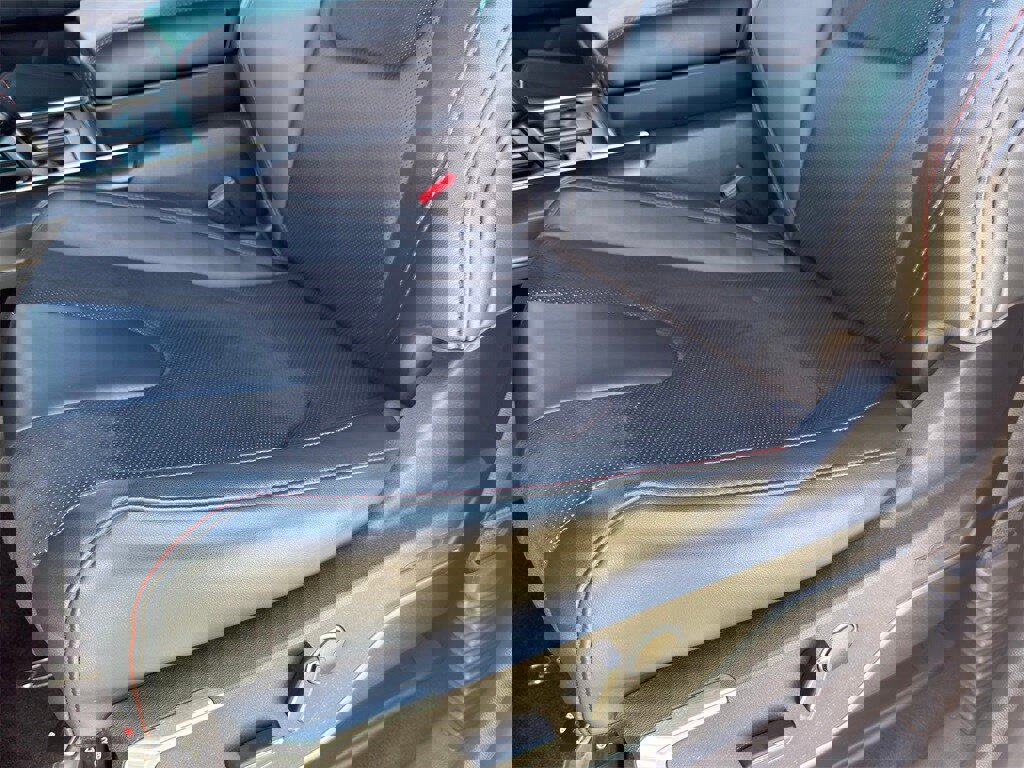 Used 2025 Ford F150 Raptor image 17