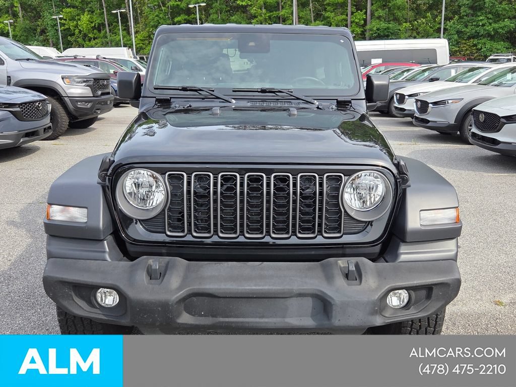 Used 2025 Jeep Wrangler Unlimited Sport AWD/4WD image 3