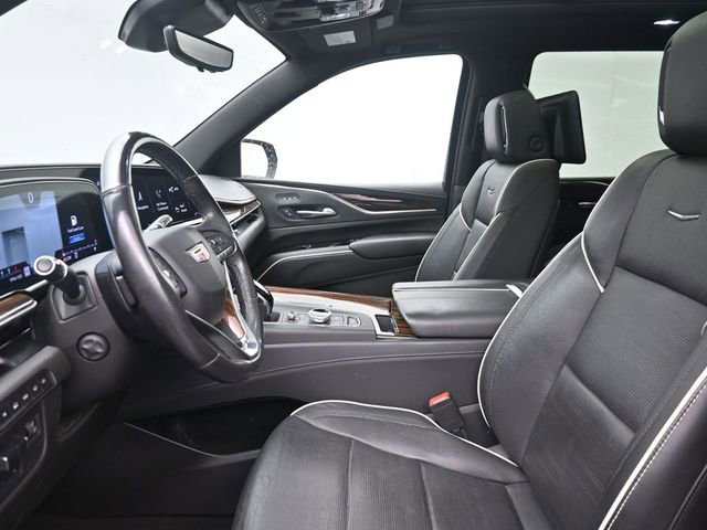 Used 2021 Cadillac Escalade Premium Luxury w/ Driver Assist Tech Package image 16