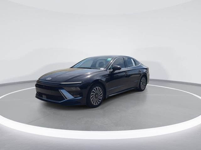 Used 2025 Hyundai Sonata Limited image 3