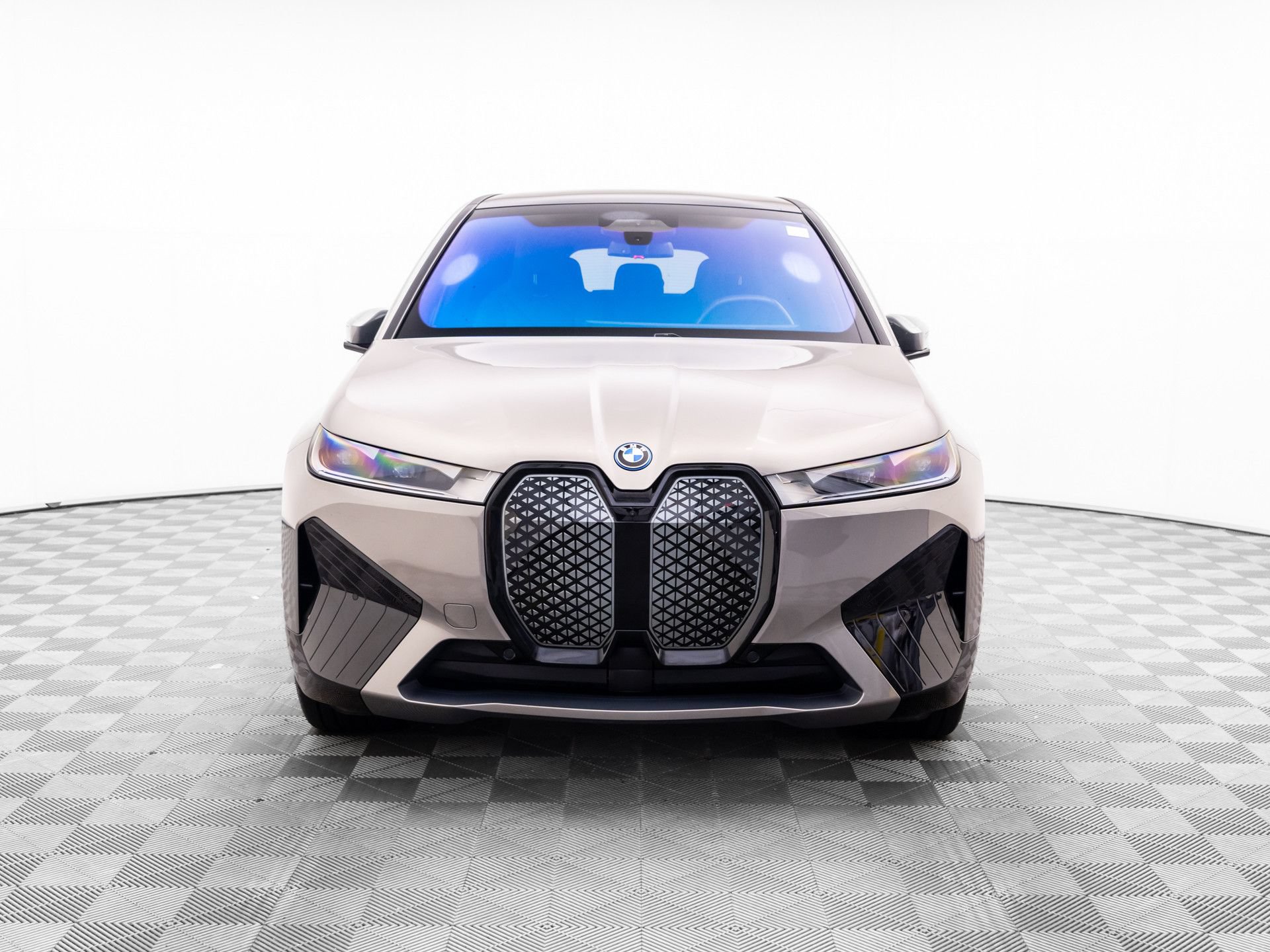 Certified 2024 BMW iX xDrive50 w/ Premium Package AWD/4WD image 9