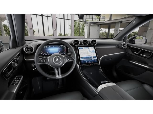 Used 2026 Mercedes-Benz GLC 300 4MATIC image 3