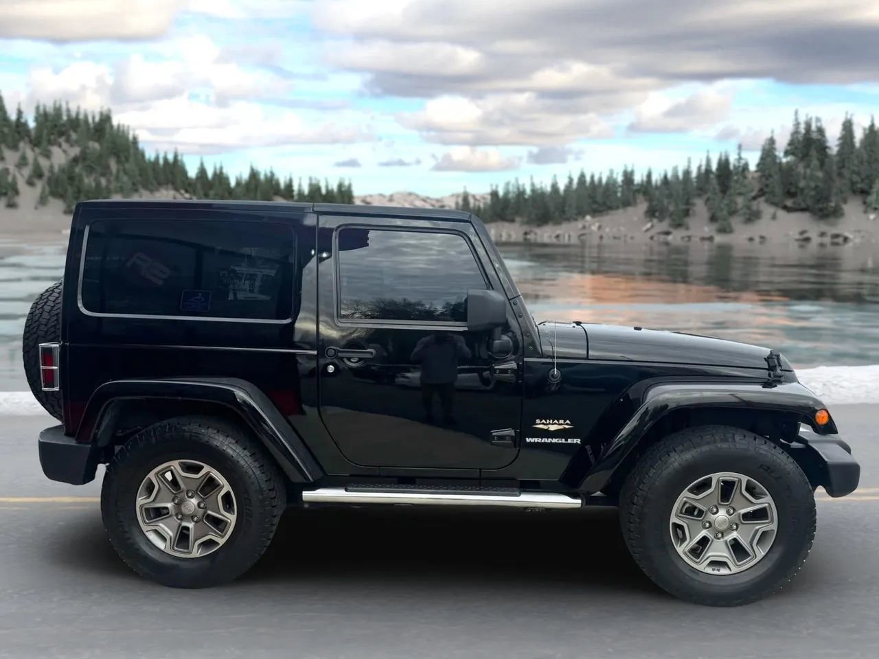 Used 2014 Jeep Wrangler Sahara w/ Mopar Chrome Edition Group image 7