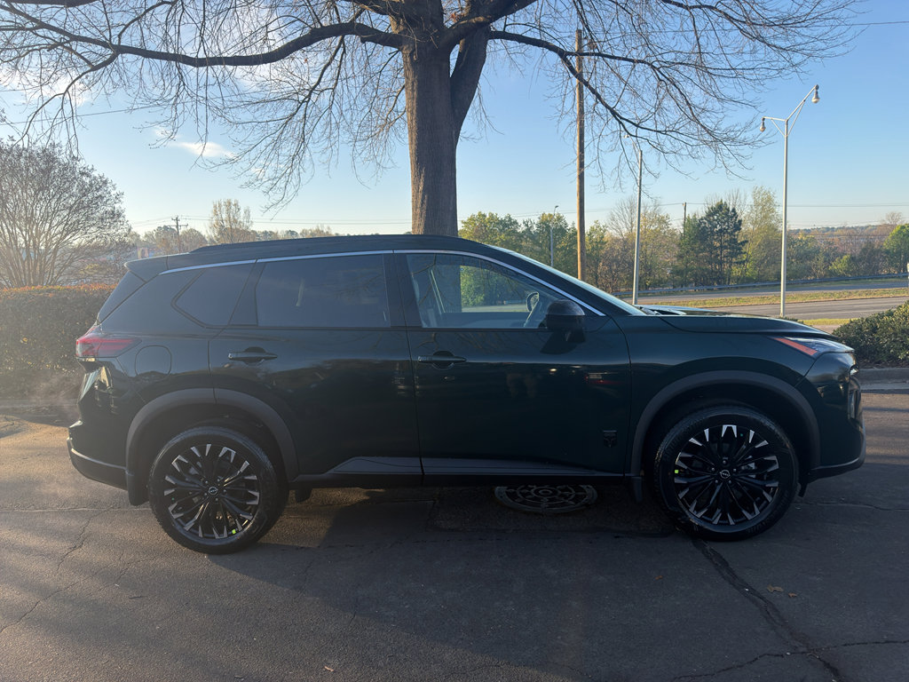 New 2026 Nissan Rogue Dark Armor image 8