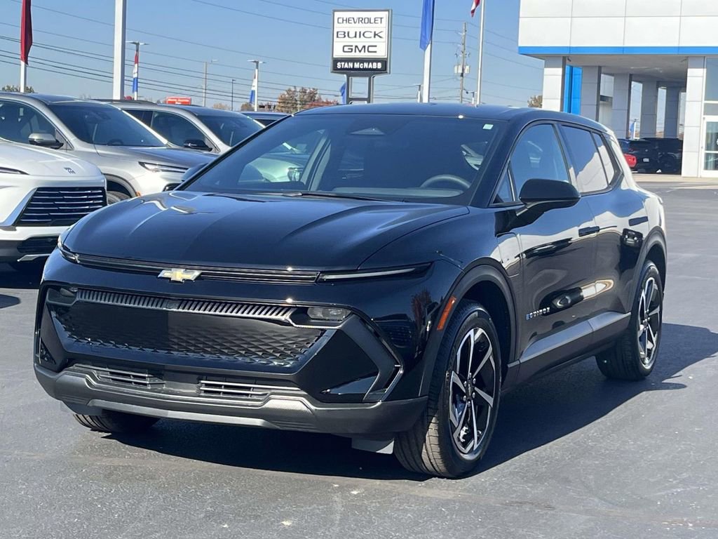 New 2026 Chevrolet Equinox EV LT image 3