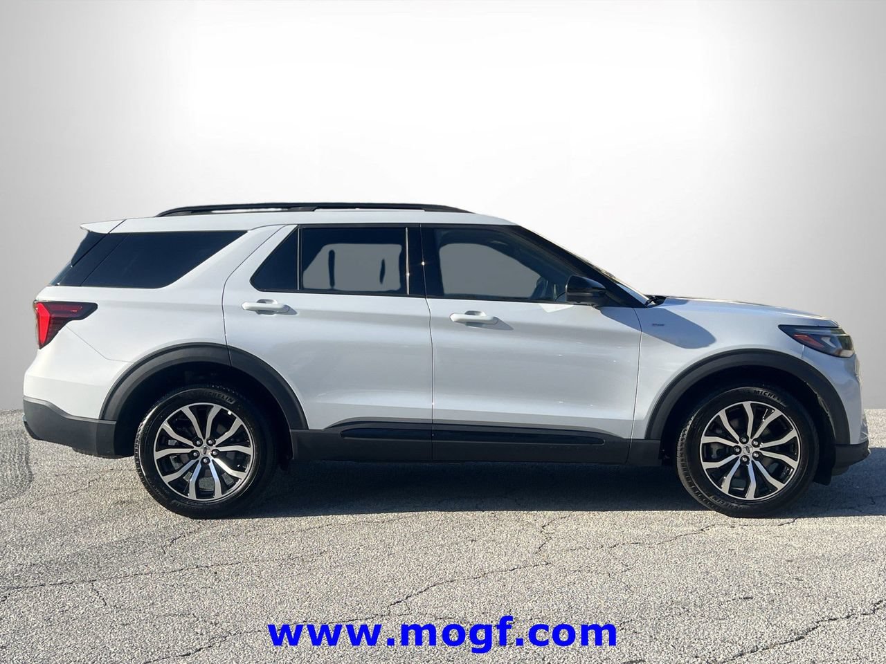 Certified 2026 Ford Explorer ST-Line AWD/4WD image 26