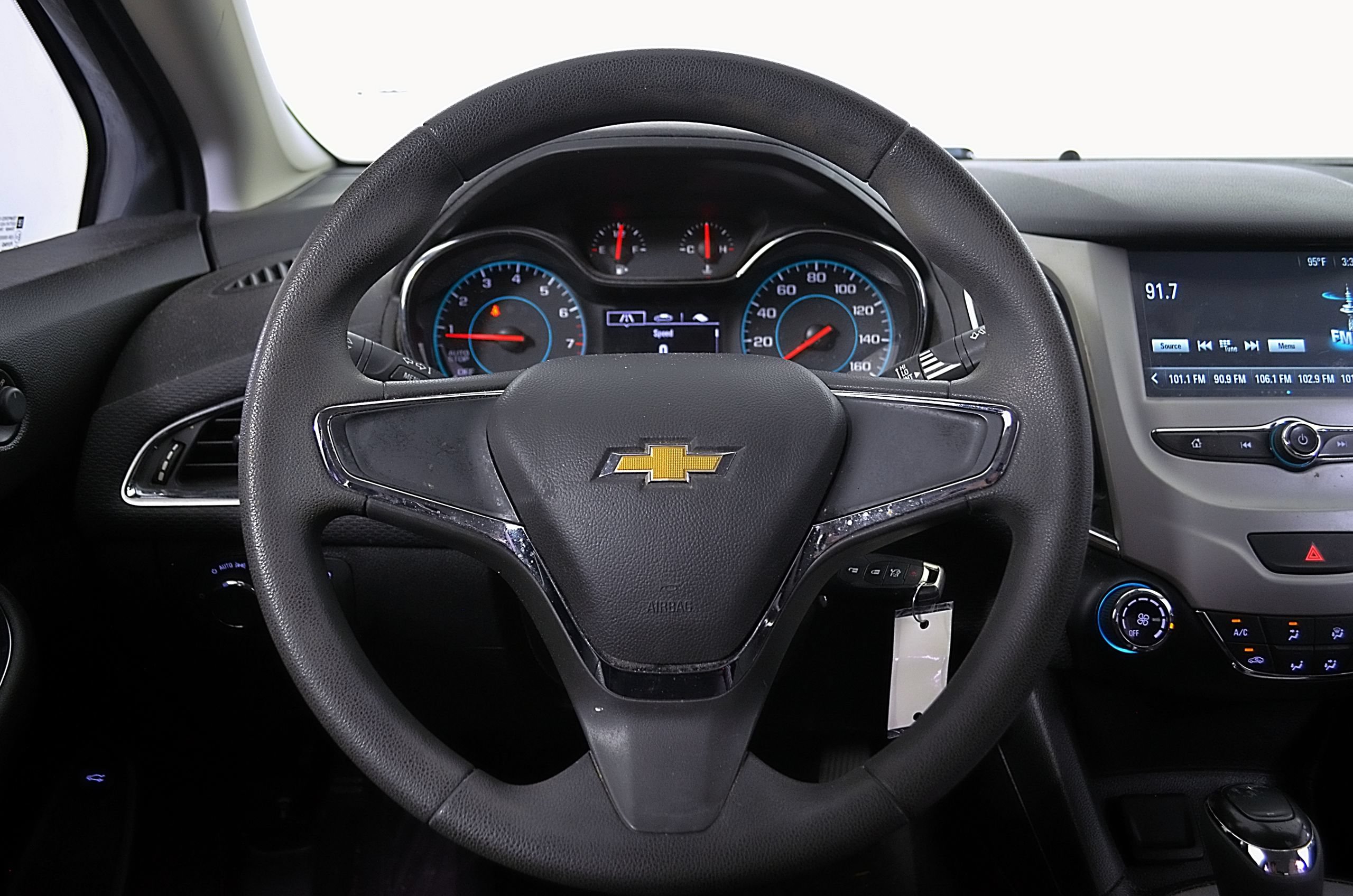 Used 2018 Chevrolet Cruze LS FWD image 24