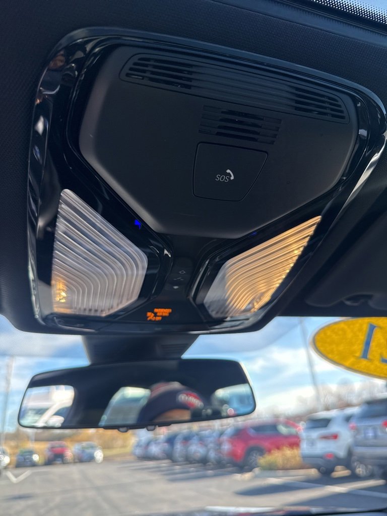 Used 2021 BMW 330i xDrive Sedan w/ Convenience Package image 16